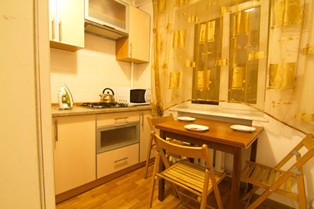 3-комн.кв., Гагарина, 6 Швидке заселення. Ціна 1000грн/доба